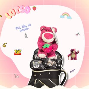 Headcover หมีลอทโซ่ (Lotso) สีชมพู – งานแฟชั่น หมีจอมกอดถือสตอเบอรี่ ขนนุ่ม สำหรับ Fairway, Hybrid, Ut cover